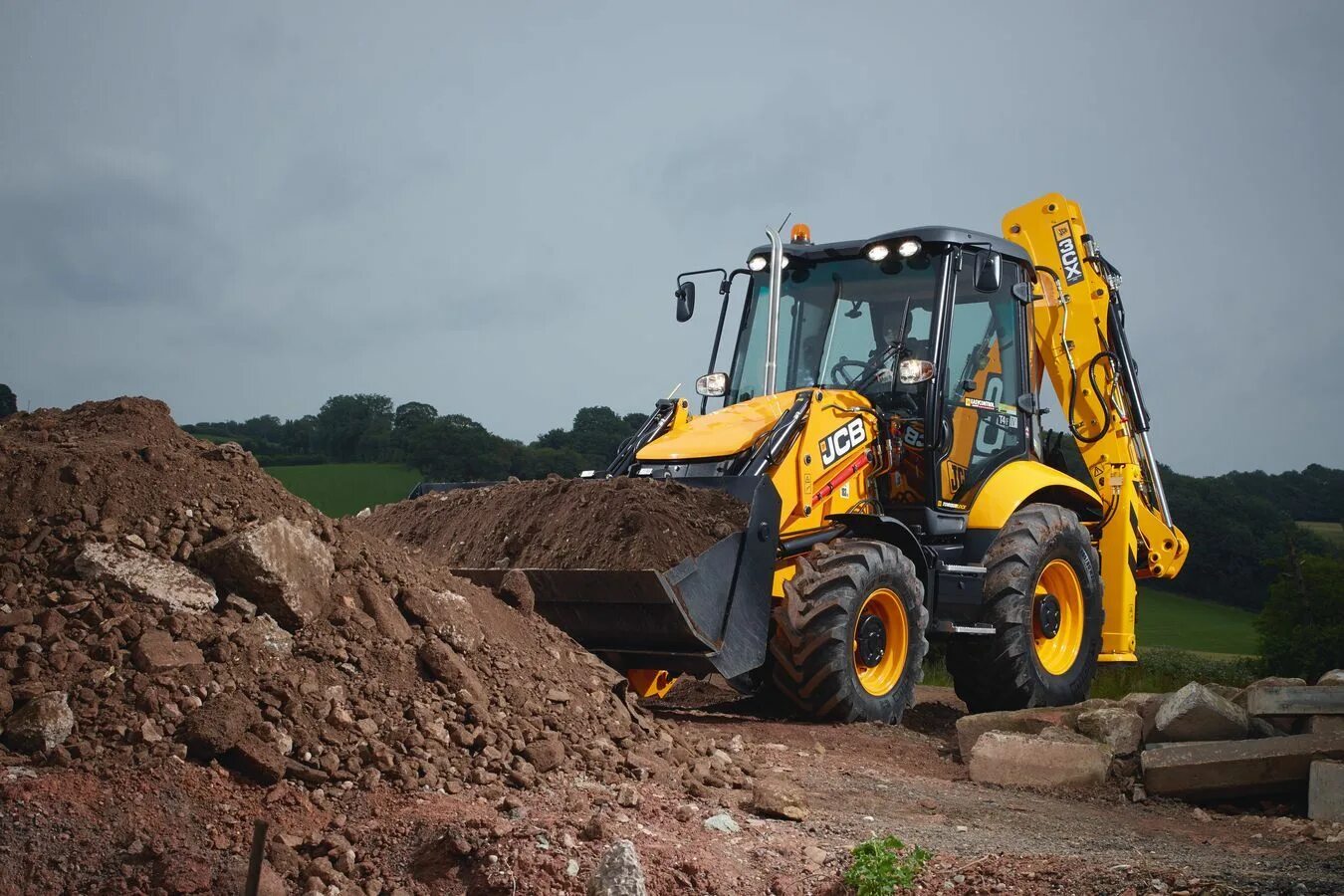 Экскаватор погрузчик 2024. Экскаватор JCB 4cx. Трактор JCB 3cx. Погрузчик JCB 3. JSB экскаватор 3cx.