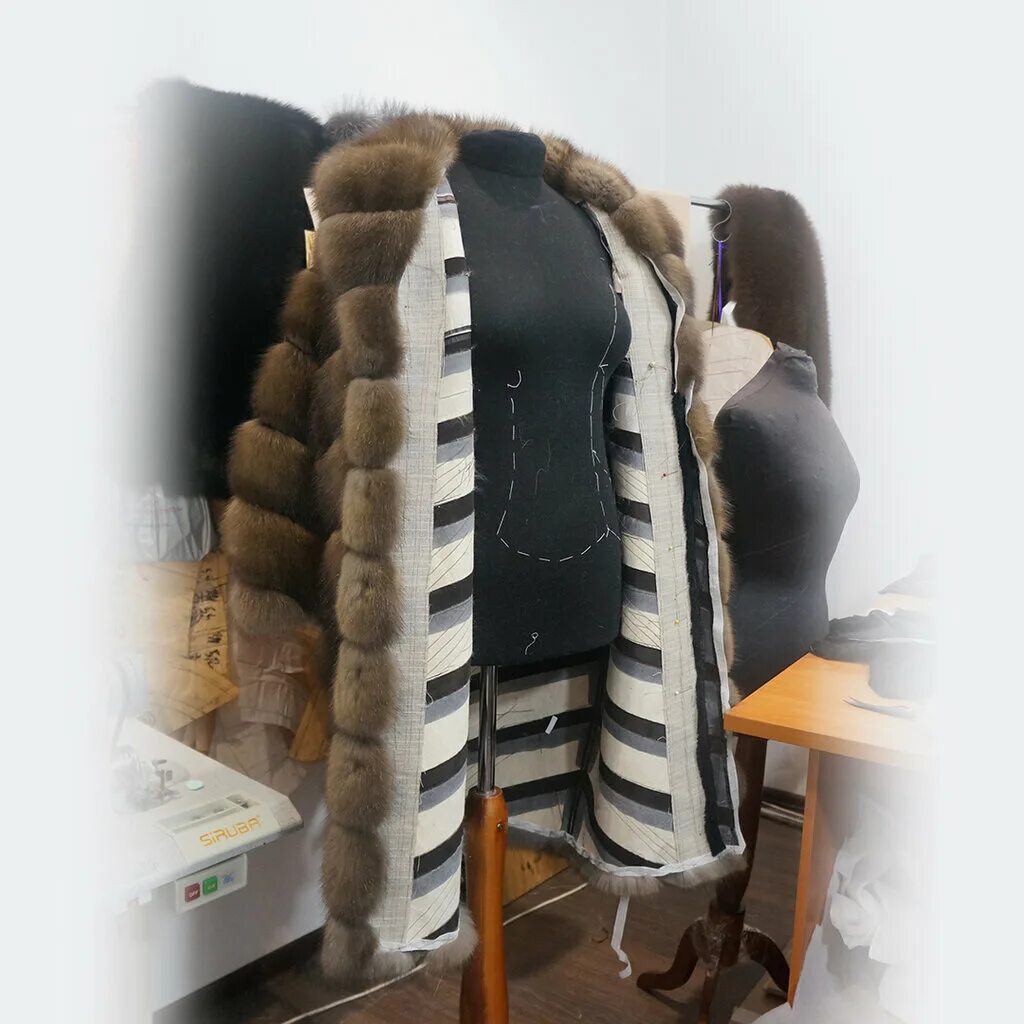 Пошив меховых изделий. Шитье одежды из меха. Индивидуальный пошив шуб. Ателье меховых изделий. Ателье меховой пошив.