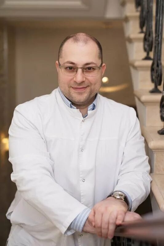 Гасанов ахмед гасанович хирург. Гасанов магомед гасанович. гасанов магомед-загир гасанович. гасанов гамид гасанович. гасанов ахмед гасанович пластический хирург.