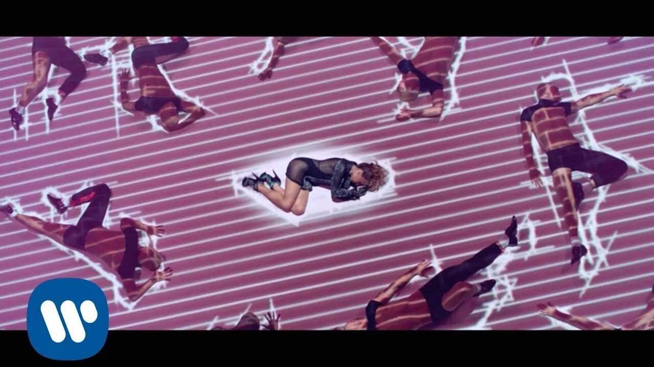 Get in my way. Обратная сторона my way. got my way пее.