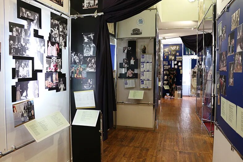 Музей имени бахрушина. Музей театрального искусства. Театральный музыкальный музей минск. Минск музей музыки. Дом музей минска.