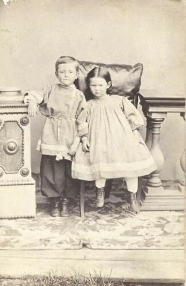 Ребенок 1860. Ребенок 1860. Ребенок 1860. Детская одежда викторианской эпохи в англии. Амбротипия старинные фото.