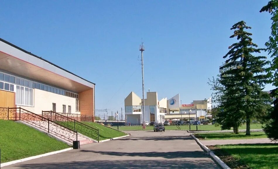 Университет адвентистов седьмого дня заокский. Конюшино тульская область. Заокский центр ресторан. Марили заокский. Марили заокский.