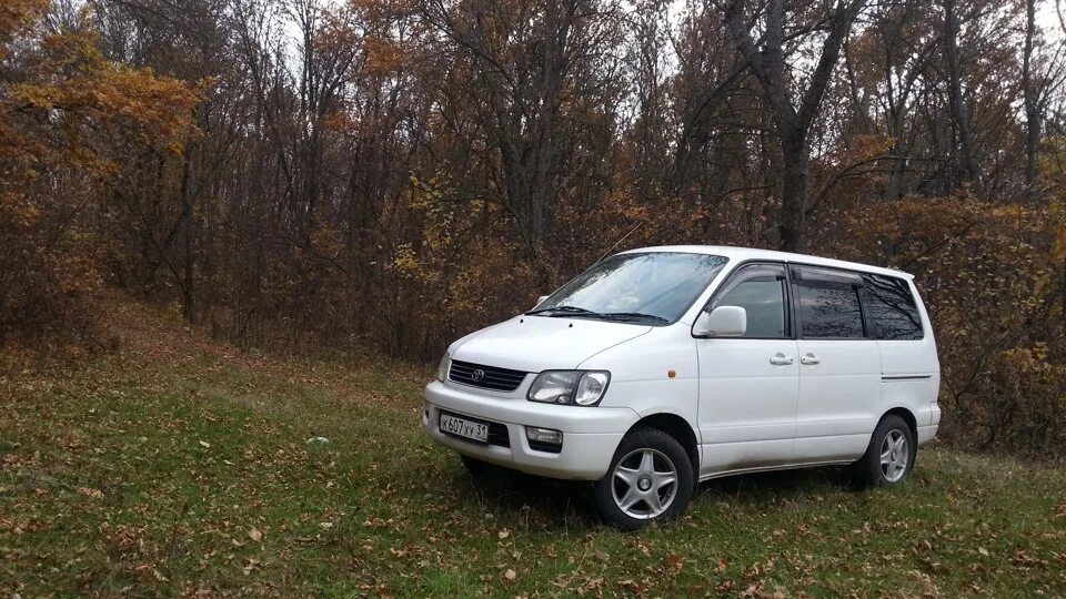 Таун айс 1998. Toyota Lite Ace 1998. Тойота Lite Ace Noah 1987. Toyota Town Ace Noah 1998 салон. Toyota Lite Ace 2021.