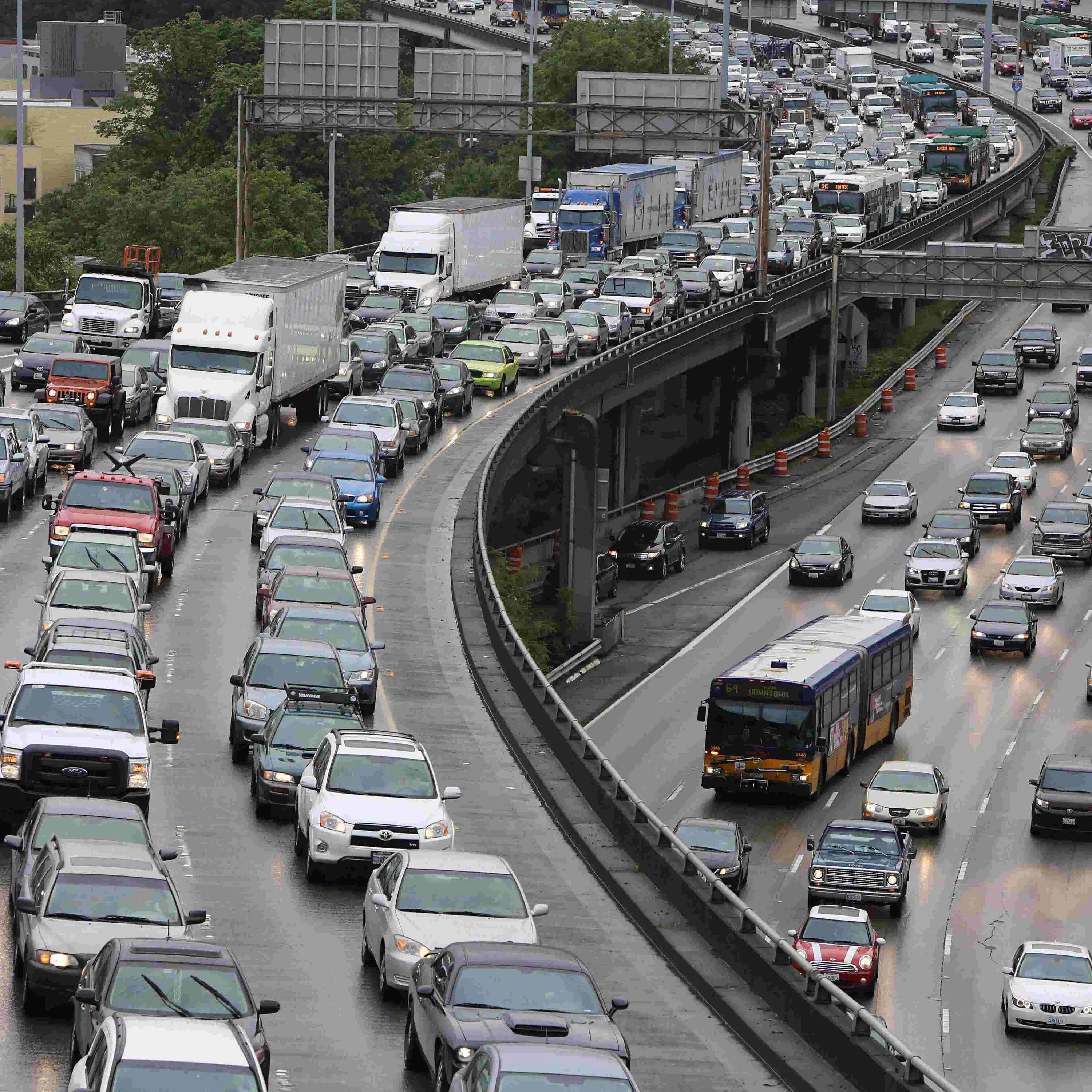 Автомобильные пробки америки. Презентация на тему traffic rules. Дорожный трафик в индии. Trafficking meaning. Trafficked meaning.