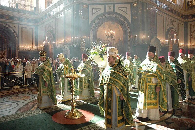 Среда вечерняя служба. Божественная литургия Вербное воскресенье. Вербное воскресенье литургия. Сретенский монастырь Вербное. Божественная литургия воскресенье.