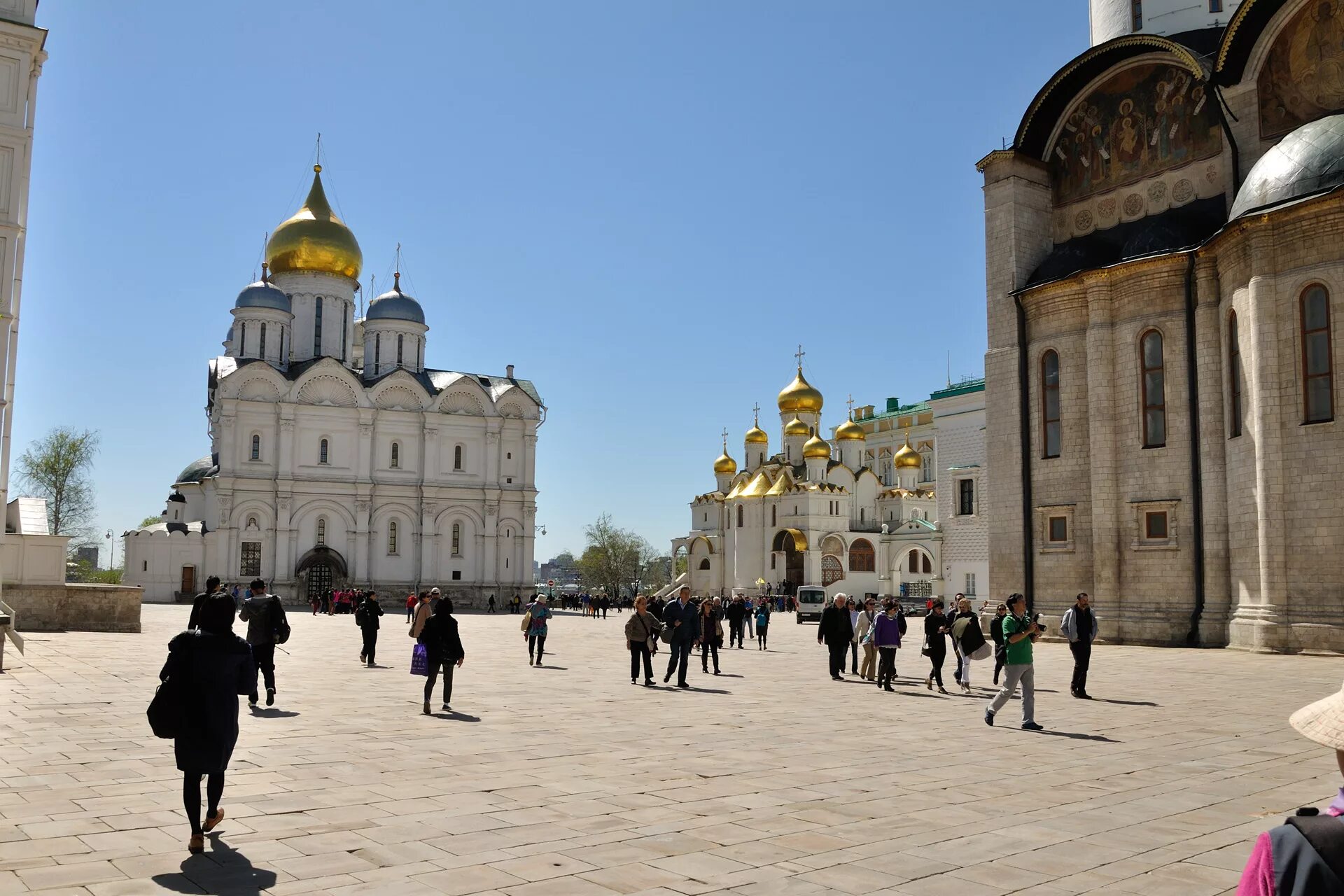 Соборная площадь во владимире. Соборная площадь московского кремля.