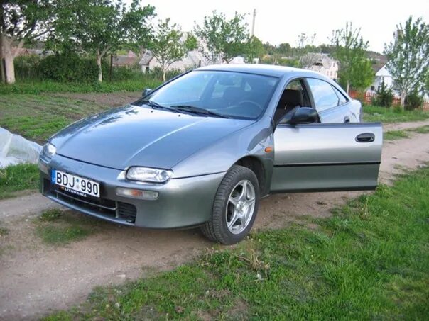 Мазда 323 1998 года фото японской сборки. Мазда 323 98. Мазда 323 97 года. Мазда 323 98. Мазда 323 98.