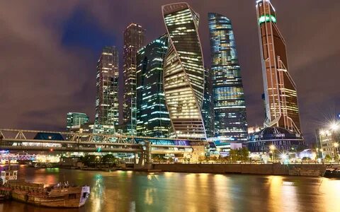 Москва большой и красивый город