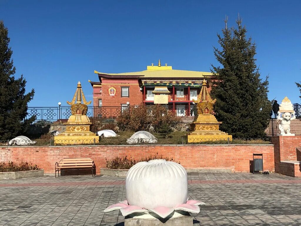 рассказ о лысой горе. лысая гора улан-удэ дацан. ринпоче багша улан-удэ беседка. храм ринпоче багша. расписание хуралов улан удэнские дацаны.