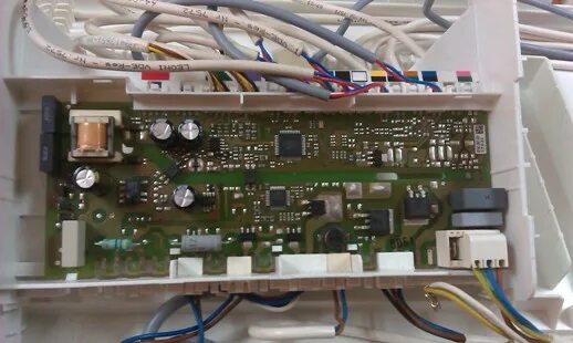 Холодильник Liebherr CBN 5156 Service# 9988587-04, Не включаются компрессоры - Р
