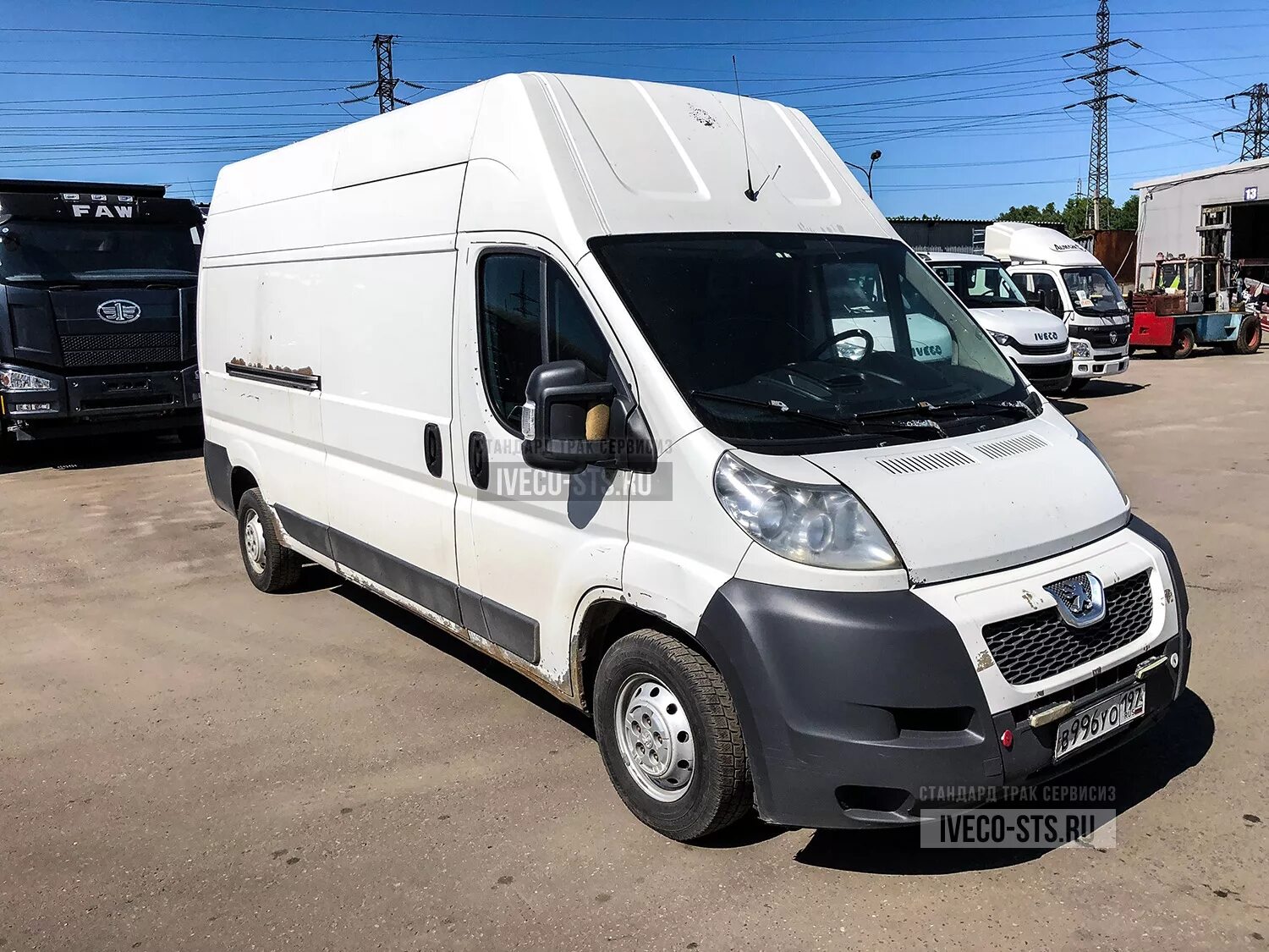 Пежо боксер фургон. Peugeot Boxer 300. Пежо боксер 2004. Пежо боксер 06-. Куплю пежо фургон бу