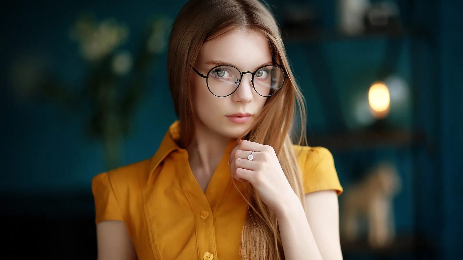 Девушка в очках. Екатерина dmitry arhar. Красивые девушки в очках. Девушка в очках. Душки на очках.