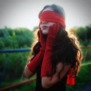 Жена с повязкой