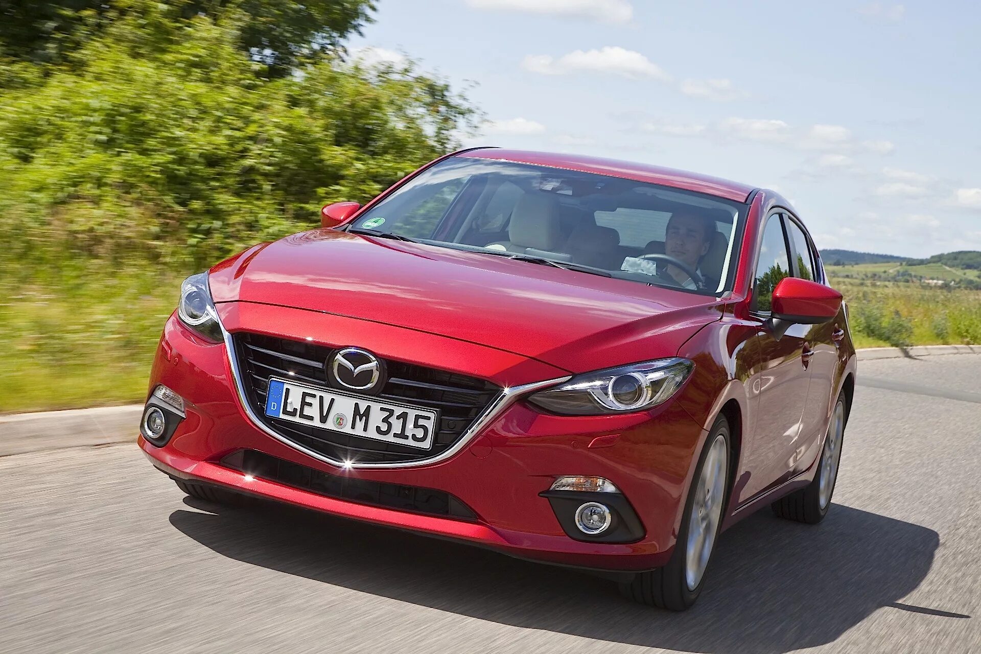 Мазда 3 2015 седан. Мазда 3 седан. Mazda 3 hatchback 2013. Мазда 3 2021 седан. Mazda 3 bk mps.