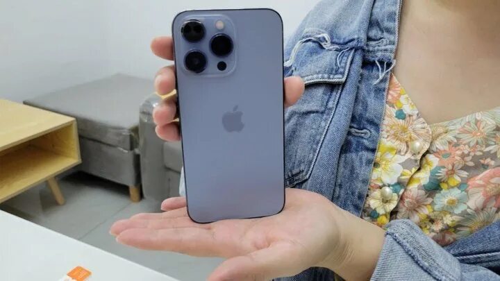 Прошлогодние iPhone 13, iPhone 13 Pro, iPhone 13 Pro Max и iPhone SE3 резко подо