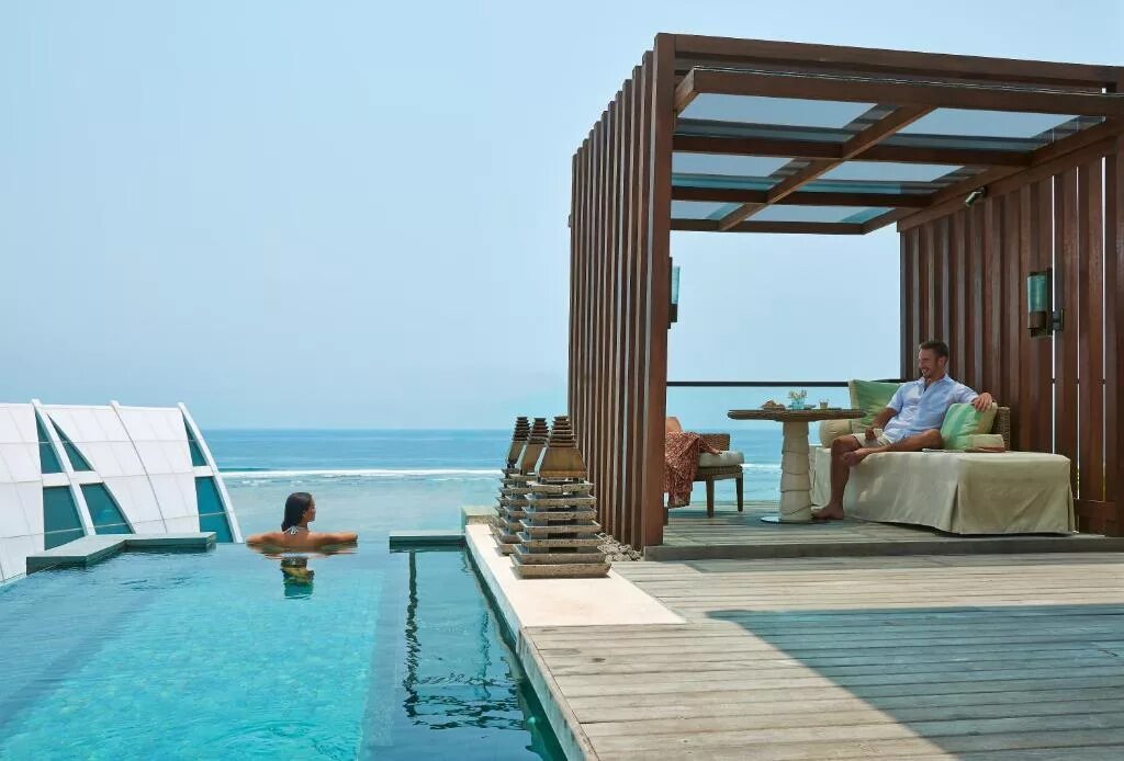 Бали отели 3 звезды. Эко отель asia relax. Отели бали на первой линии. The legian bali. Отели бали на первой линии.