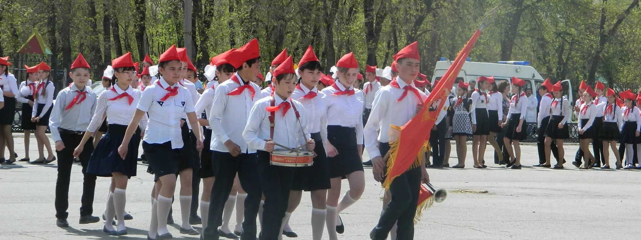 Пионерский отряд. Слет пионеров. Чайка село пионеры. 18 Мая день пионерии.