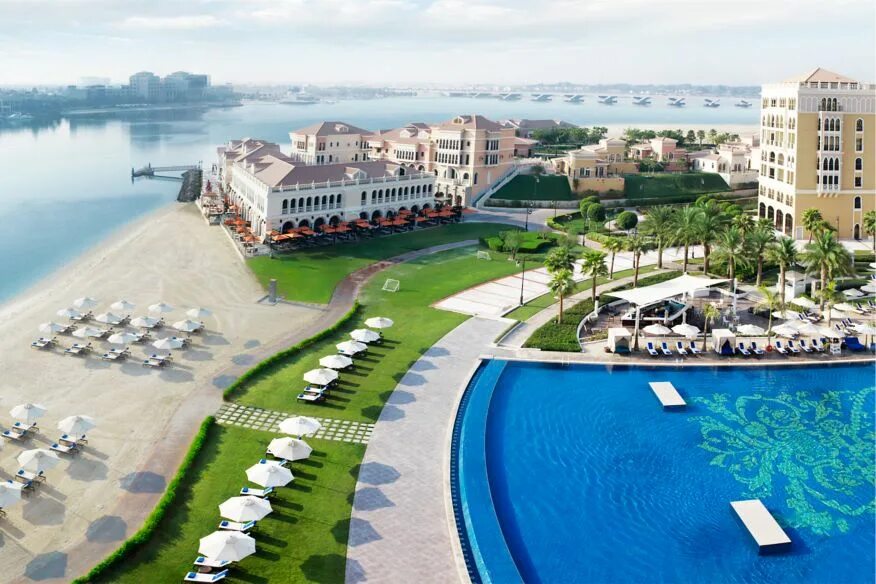 The ritz carlton abu dhabi. The Ritz-Carlton Abu Dhabi Grand canal 5*. The Ritz-Carlton, Dubai International Financial Centre 5.