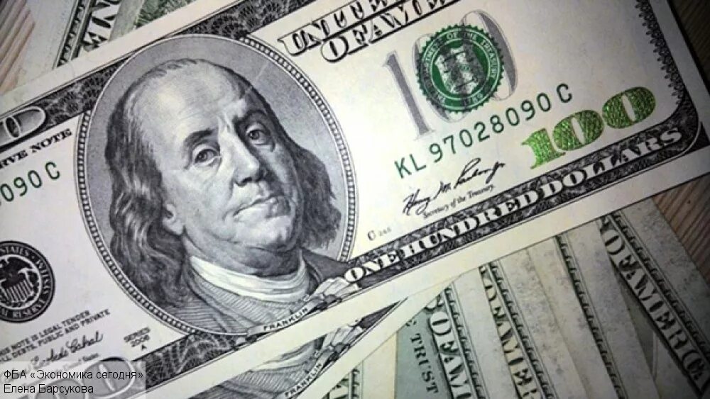 100 dollars photo. 150 долларов фото. 100 долларов пачка. Деньги доллары. 14500 долларов.
