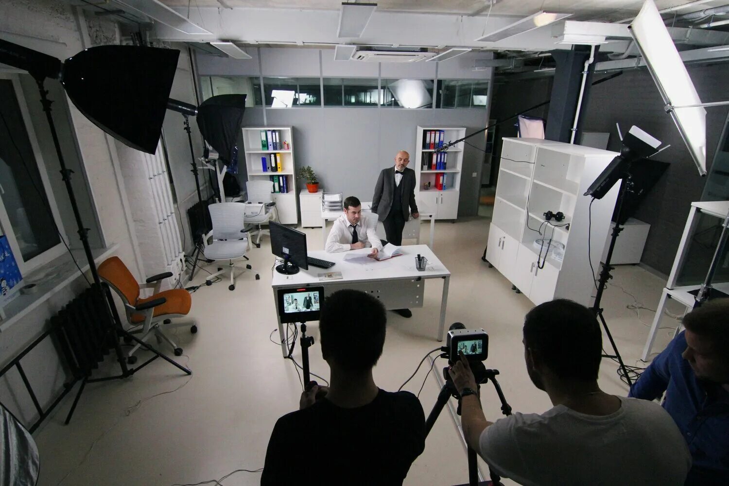 Владивосток исторический центр. Инфраструктура владивостока. Мегаполис владивосток. Владивосток исторический центр. Днепр 2020.