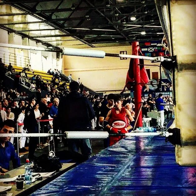 Манеж дворца спорта