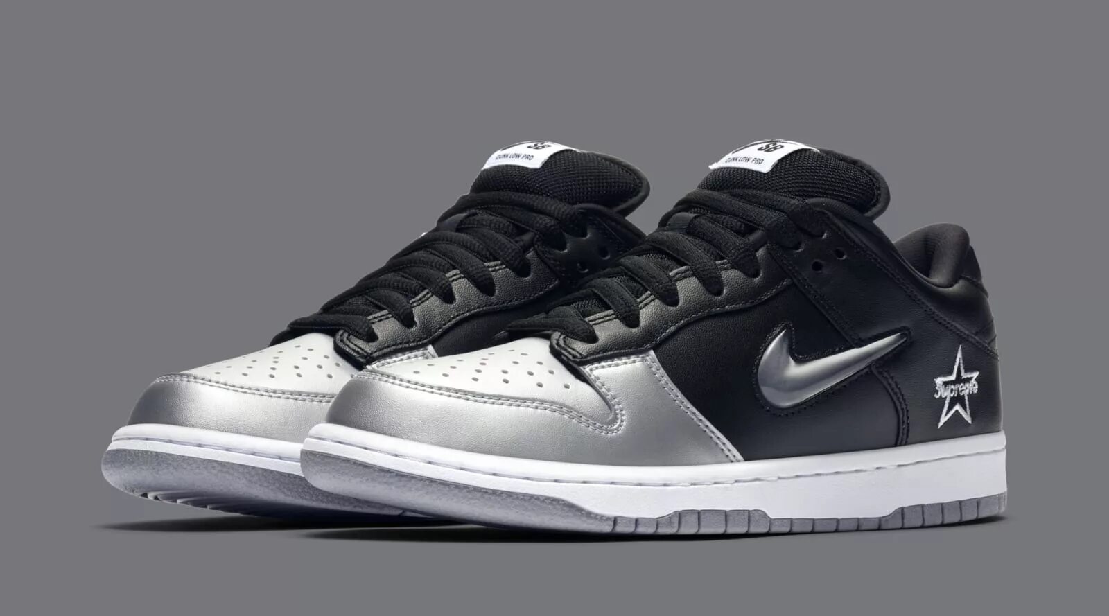Nike sb dunk supreme. Nike sb dunk low supreme. Nike sb dunk low supreme. Nike dunk low supreme. Supreme x nike sb dunk low.