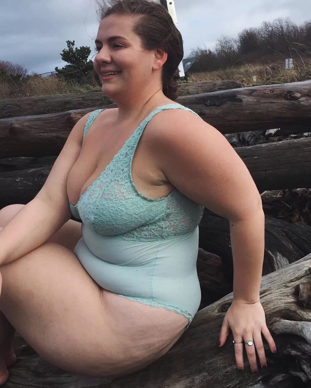 Dana falsetti в купальнике. Девушка весом 100 кг. Балерина бразилия 100 кг. Тайна маранга балерина из бразилии. Тайна маранга.