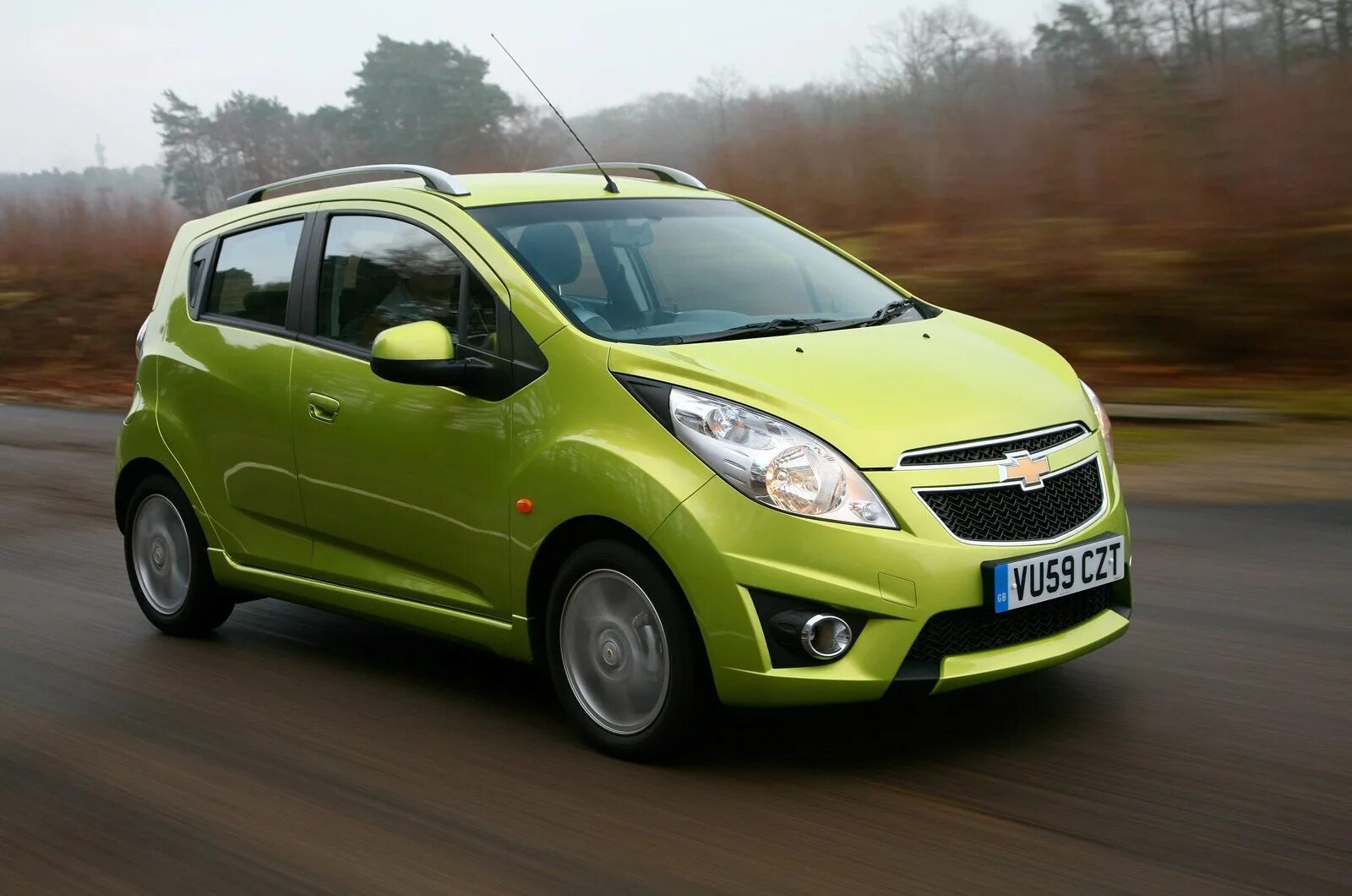 Chevrolet Spark 2021. Шевроле Спарк m300. Chevrolet Spark m400. Chevrolet Spark 1 поколение. Телефон данные спарк