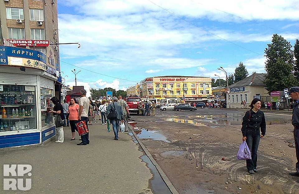 Колхозная площадь смоленск маршрут. Колхозная площадь смоленск маршрут