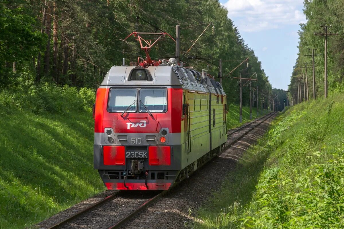 Ремонт электровозов 2эс5к. Электровоз 2эс5к.