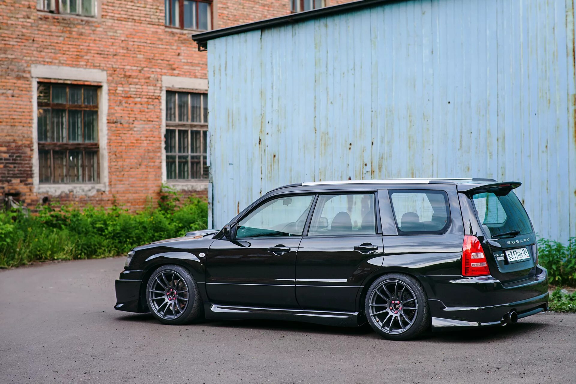 Cross sport. Subaru Forester 2 stance. Subaru Forester 2005 stance. Forester sg9 Cross Sport. Subaru Forester Cross Sport Tuning.