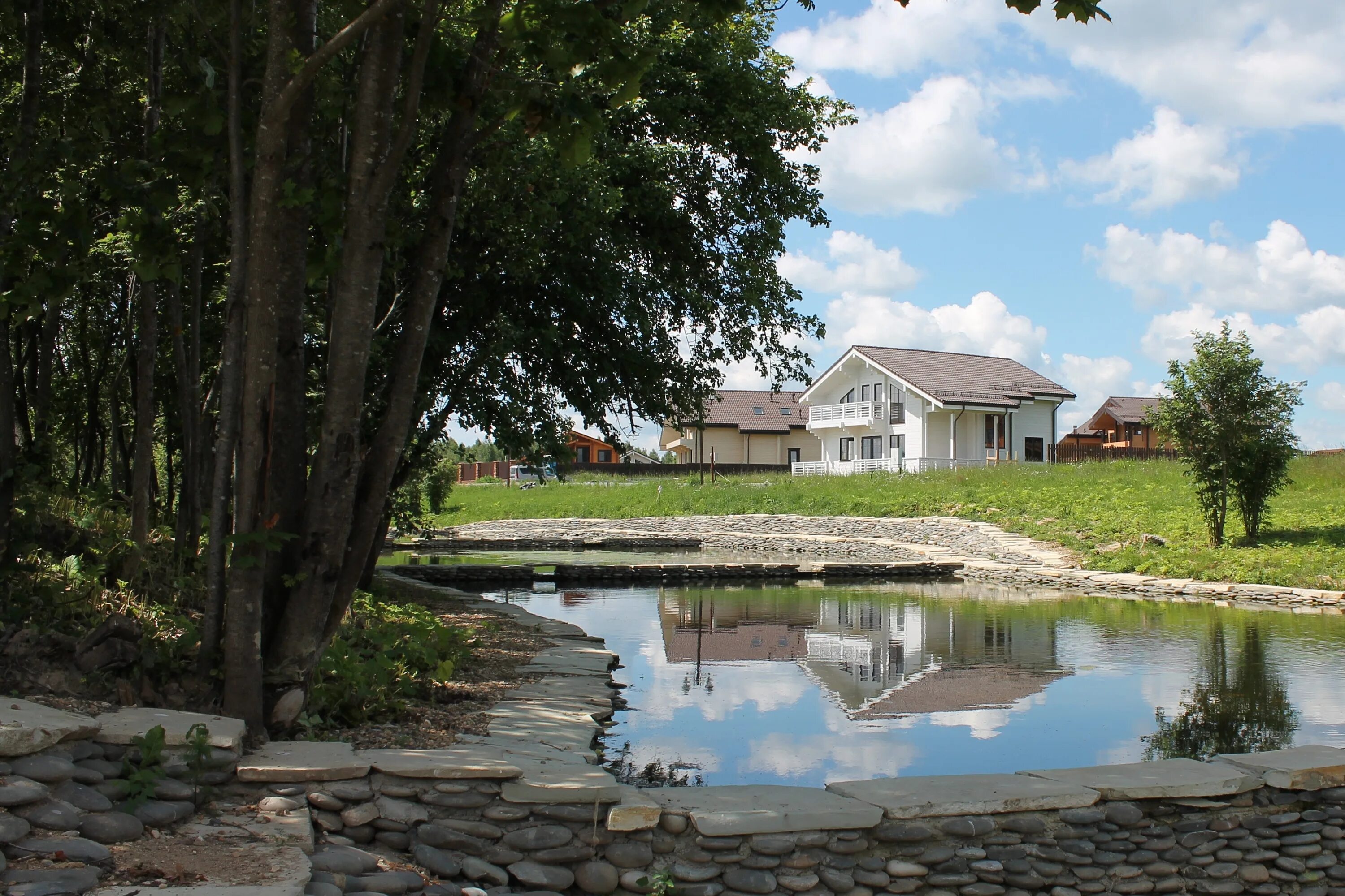 Королевский лес руза фэмили парк. Эко руза фэмили парк. Руза фэмили парк эко отель. Поселок руза фэмили парк. Эко руза фэмили парк.