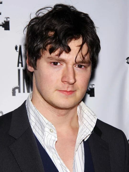 Бенджамин работа. Benjamin walker. бенджамин уокер дэвис. бен уокер актер. бенджамин уокер линкольн.