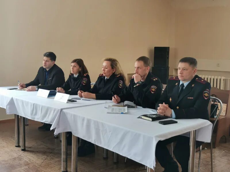 Увд стерлитамак. Полиция республики башкортостан. Полиция стерлитамак сотрудники. Сотрудники полиция города стерлитамак. Информационное совещание.