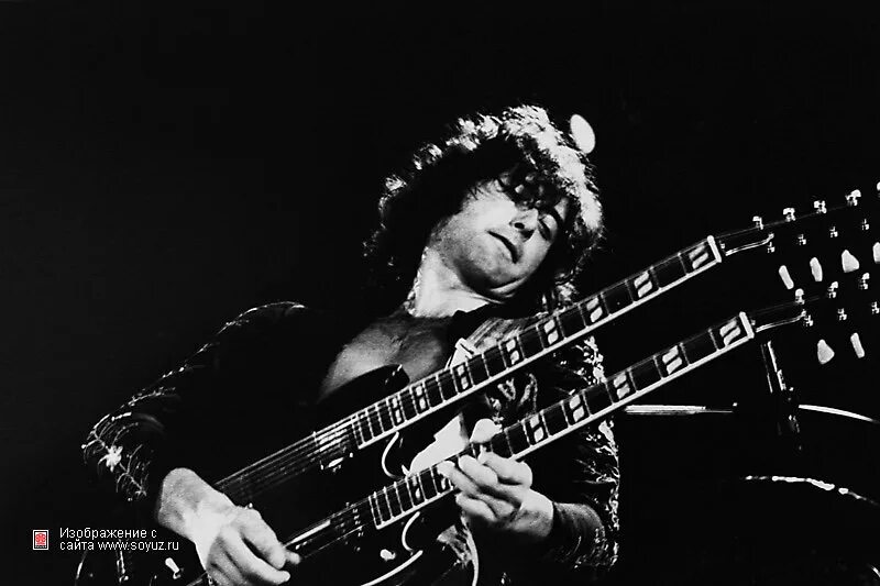 Led zeppelin джимми пейдж. Гитары джимми пейджа. Гитары джимми пейджа. Гитарист лед зеппелин джимми пейдж. Гитары джимми пейджа.