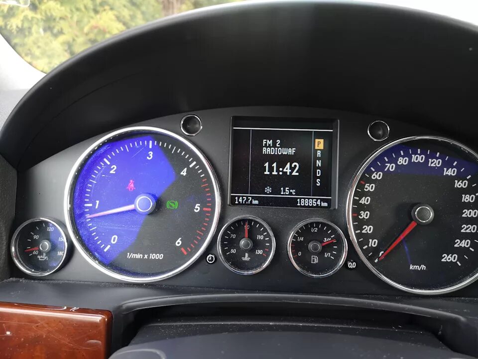 Температура масла туарег. 2. 6. Температура масла туарег. Температура масла в машине.