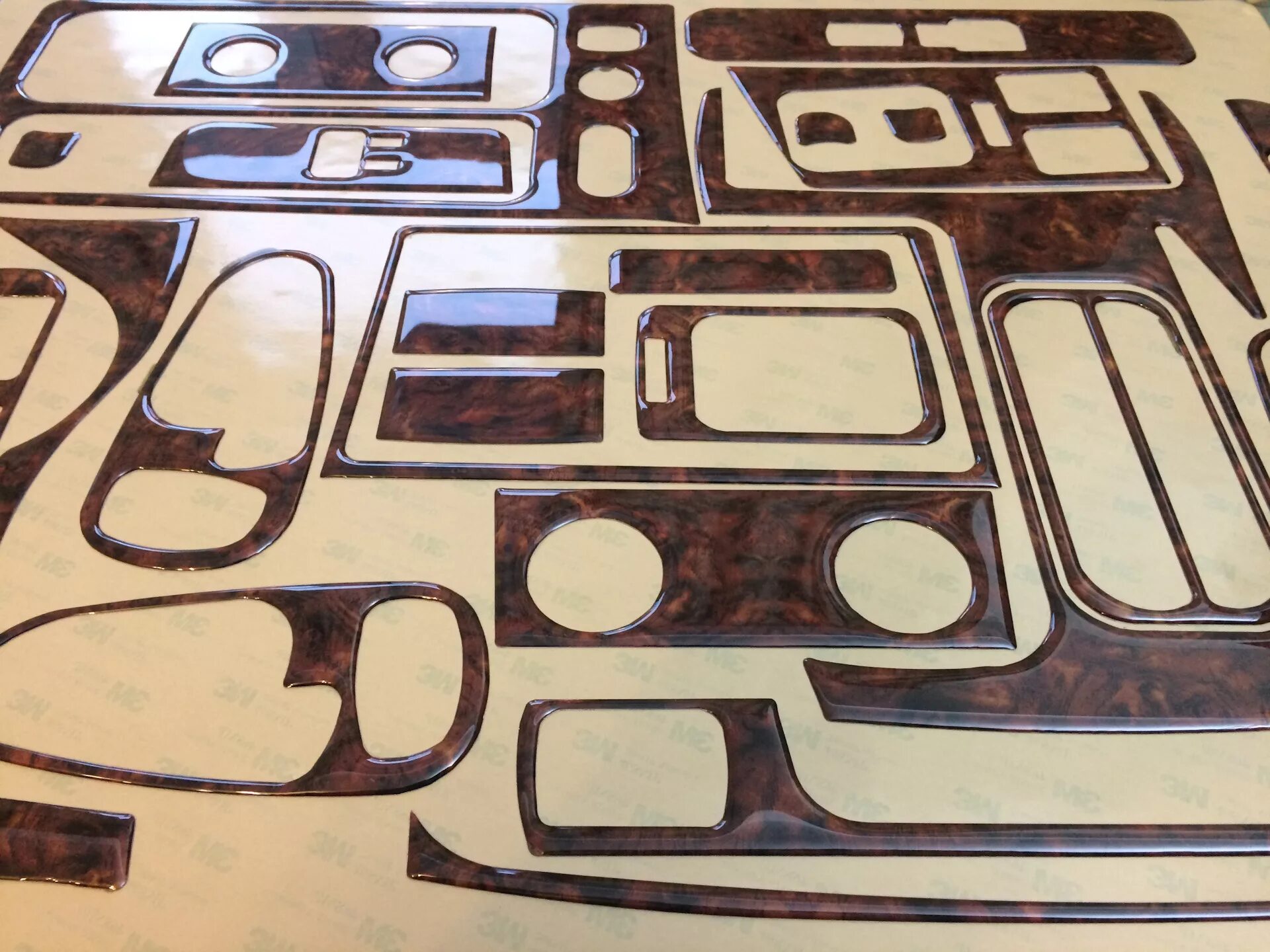 Накладки митсубиси паджеро спорт. Накладки салона под дерево Мицубиси Паджеро 3. Накладки салона под дерево Mitsubishi Pajero 2. Накладки в салон Паджеро 2. Накладки в салон Митсубиси Паджеро 4.