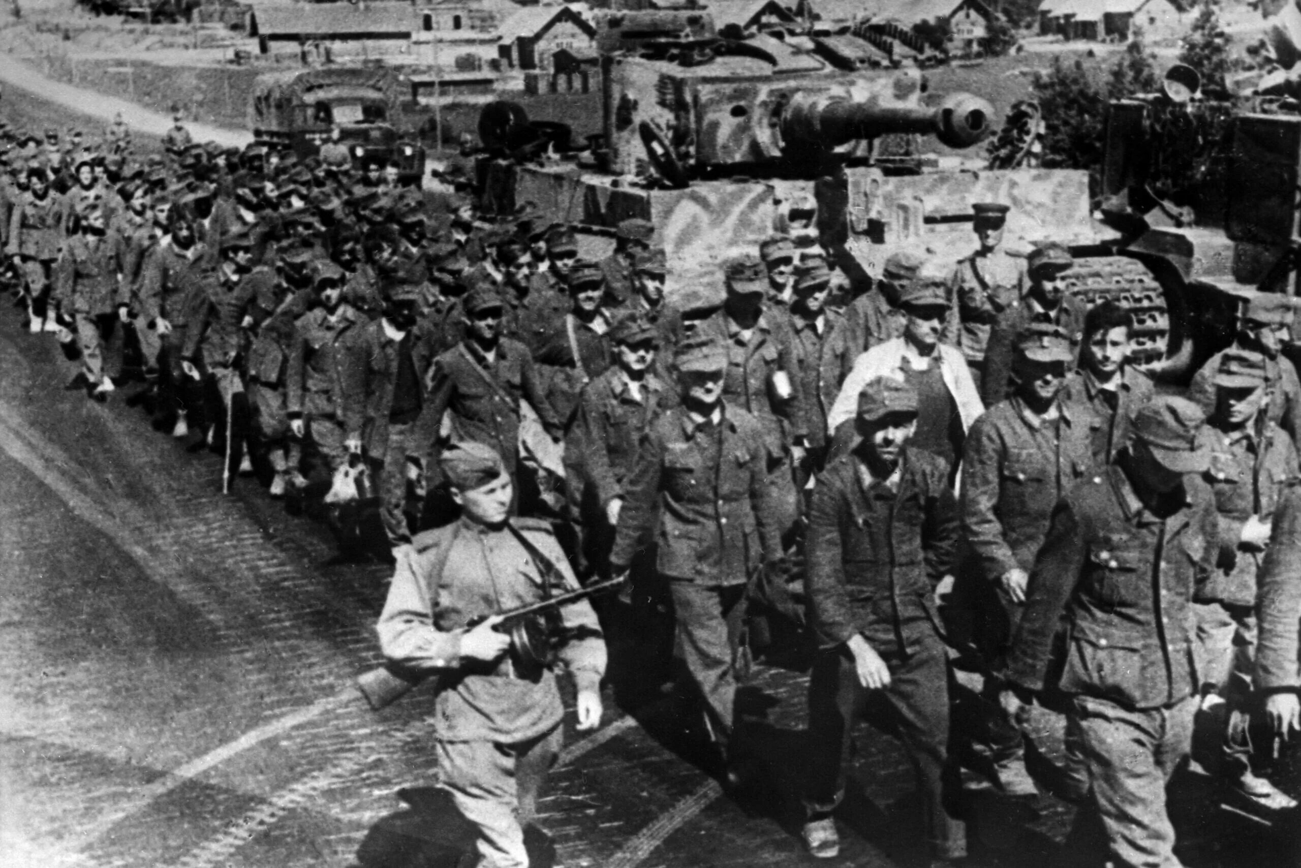 Великая отечественная освобождение белоруссии. Операция Багратион 1944. Белорусская операция Багратион. Операция «Багратион» (июнь-август 1944 г.). Операция Багратион 1944 пленные.