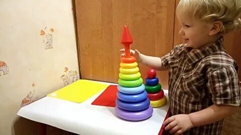 Собираем пирамидку играя