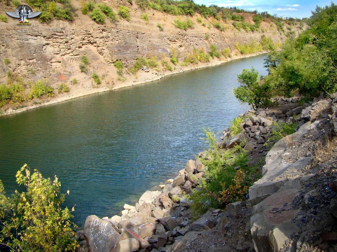 Красный сулин вода. Каньон красный Сулин. Красный Сулин озеро каньон. Каньон красный Сулин Ростовская область. Красный Сулин голубое озеро.