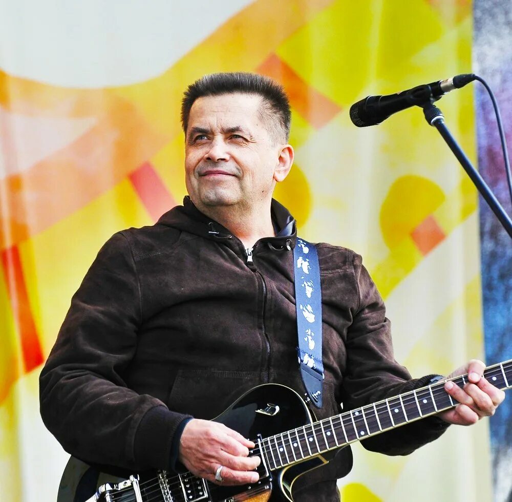 вокалист любэ. группа любэ николай расторгуев 2020. вокалист любэ. бэк вокал любэ. вокалист любэ.