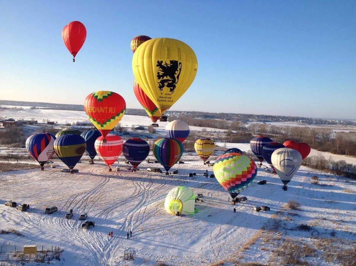 Полет на воздушном шаре новгород. Аэростат Дмитров. Нижний Новгород полет шар. Воздушный шар полетать Нижний Новгород. Фестиваль воздухоплавания Йошкар-Ола.