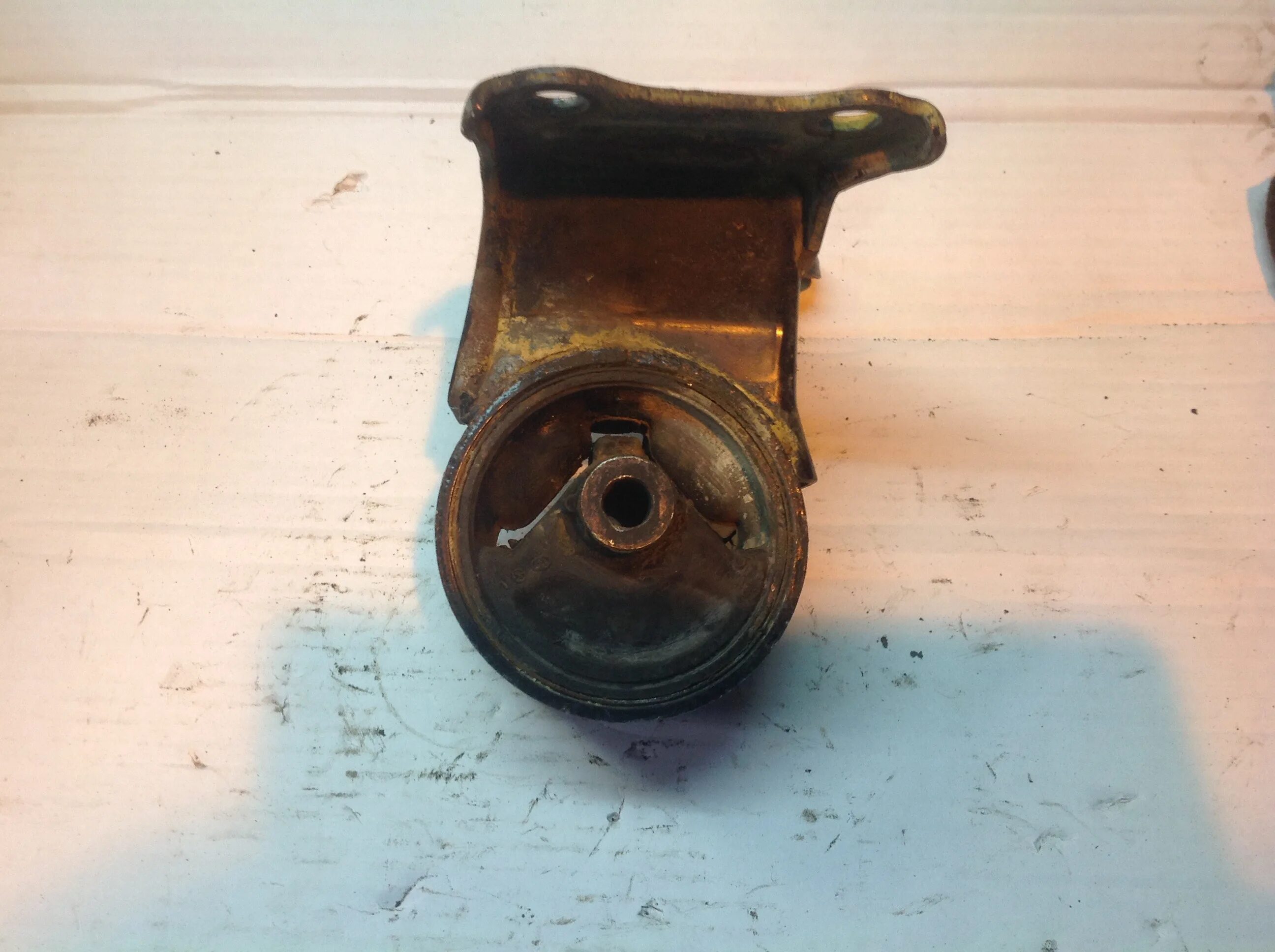 0 тагаз. подушка двигателя hyundai sonata 1995. 7. подушка акпп сириус соната. подушки двигателя хендай соната yf.