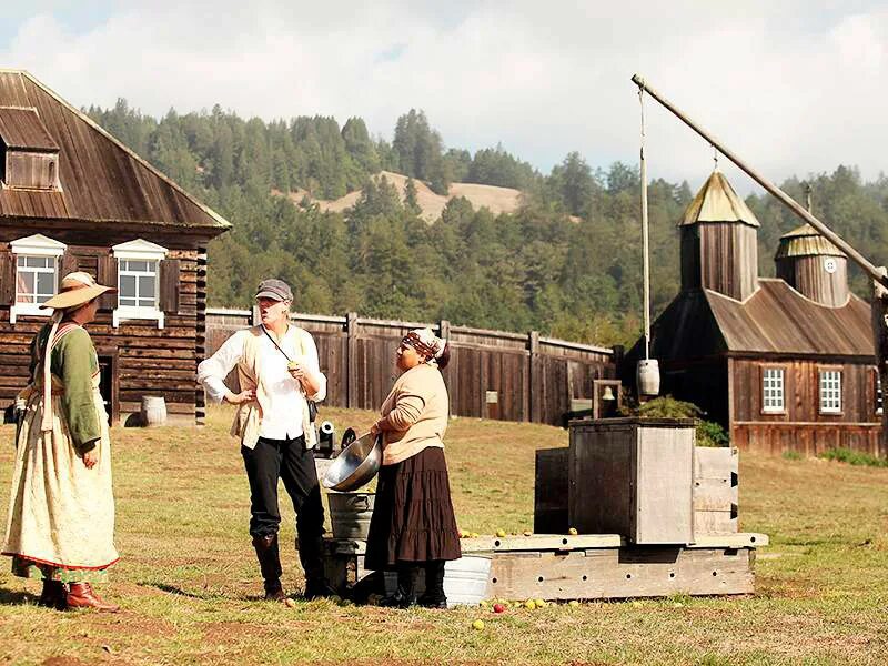 Форт росс аляска. 1812 форт росс. Первое поселение на аляске. Форт росс аляска. Форт росс аляска.