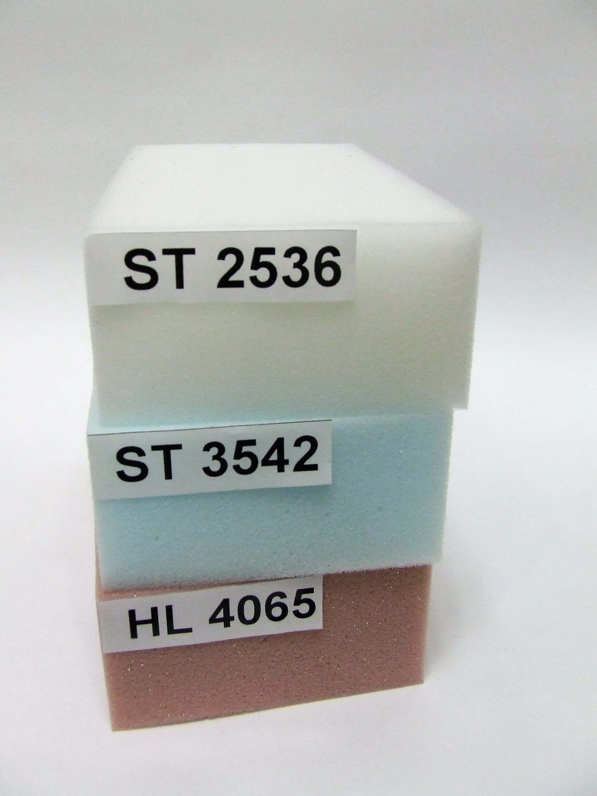 Поролон бельевой 5 мм. Плотность поролона для мебели таблица. Плотность мебельного поролона. Таблица жесткости поролона для мебели марки. Какой плотности поролон для стульев.