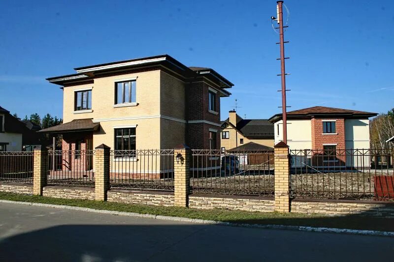 лужки 2 коттеджный поселок. жители коттеджных поселков. коттеджный поселок вишневый калужская область. жители коттеджных поселков. жители коттеджных поселков.