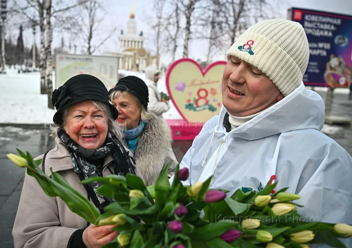 Где в москве будут раздавать цветы