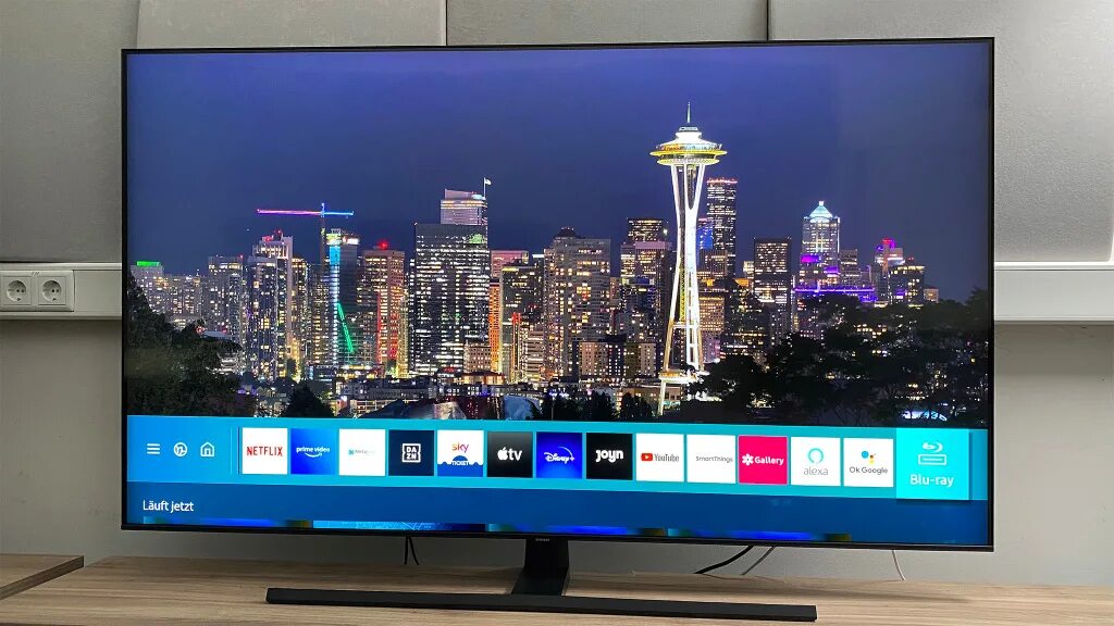 Samsung qe55q70aau. Samsung 65 q90t. samsung q70. тв самсунг 25 дюймов 100 герц. телевизор samsung q90 33.