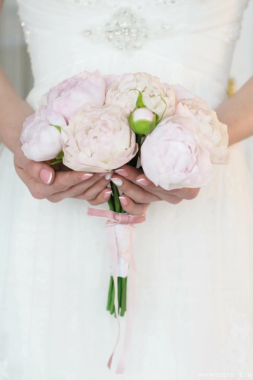 Whimsically Elegant San Francisco Wedding - MODwedding Wedding bouquets pink, We